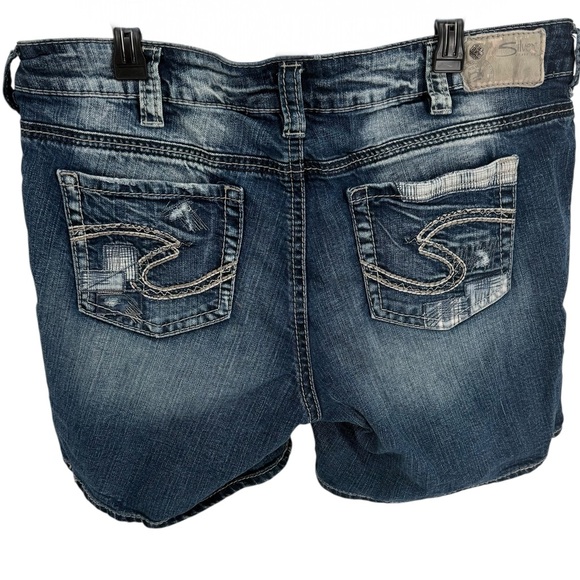 Silver Jeans Suki Shorts Blue Jeans Patchwork Womens Size 18 mid-short Denim - Picture 2 of 11